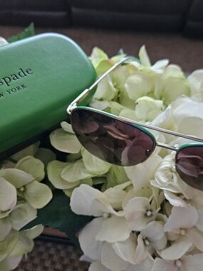 kate spade green aviator sunglasses with metallic frame